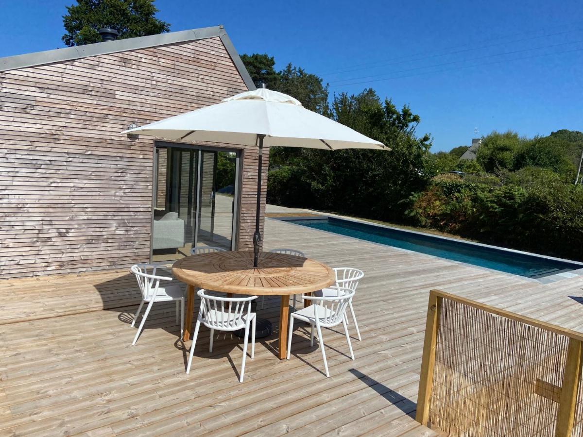 Magnifique Villa Avec Piscine, A 5 Min Des Plages Landunvez Exterior foto