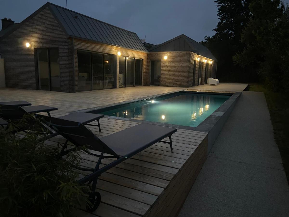 Magnifique Villa Avec Piscine, A 5 Min Des Plages Landunvez Exterior foto